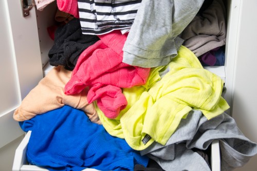 Professional waste clearance team in Carshalton